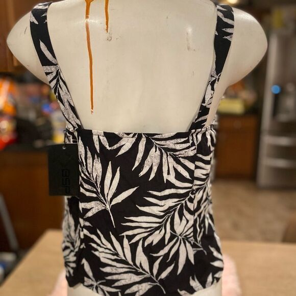 Black and white blouse - Picture 3 of 4